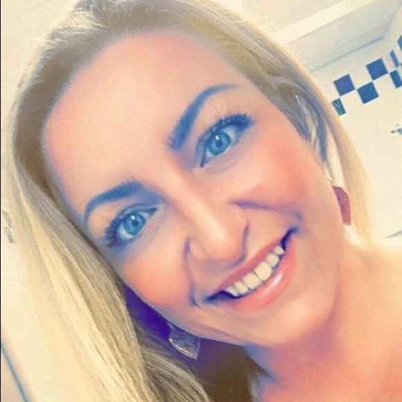 Meet your Posher, Kelly - Picture 1 of 1